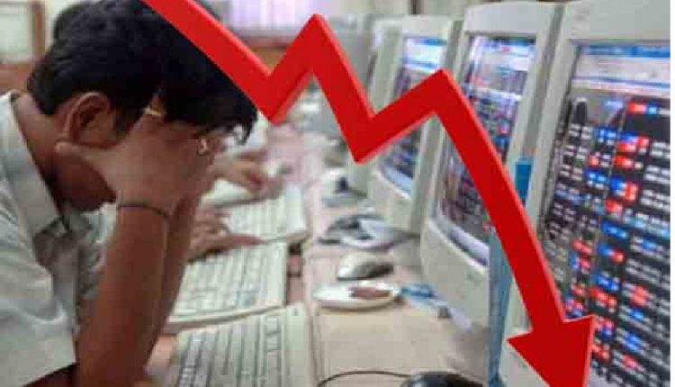 Share market collapsed, investors lost crores of rupees