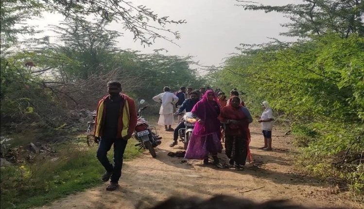 Mother commits suicide along with her five daughters