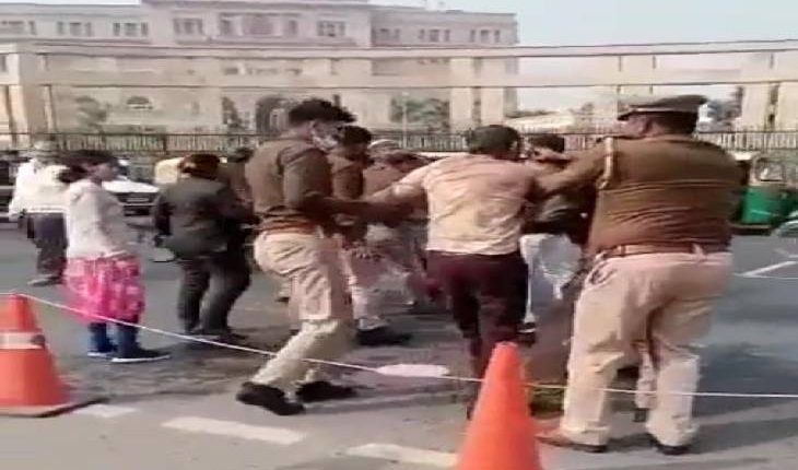 Lucknow: Youth attempted self-immolation in front of Legislative Assembly