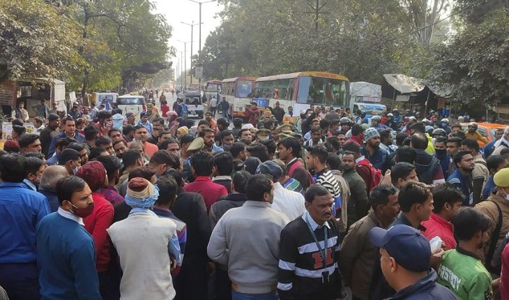 Youth dies due to police beating, police had taken away husband from home in Mian-wife fight