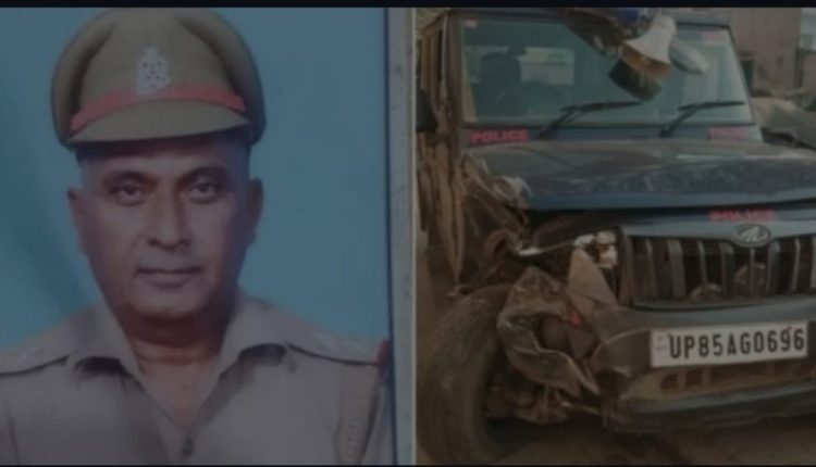 The car collided with the police car in Govardhan on the night of the new year, the death of the inspector