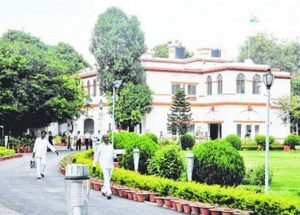 Bihar CM Nitish Kumar and his staff became Corona positive