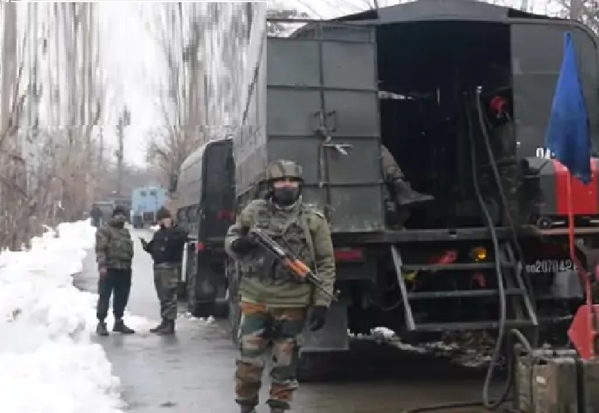 Encounter between security forces and terrorists in Shopian, Kashmir, 1 terrorist killed