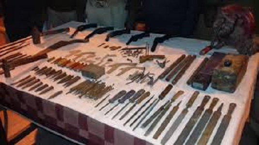 Sambhal police caught illegal arms manufacturing factory