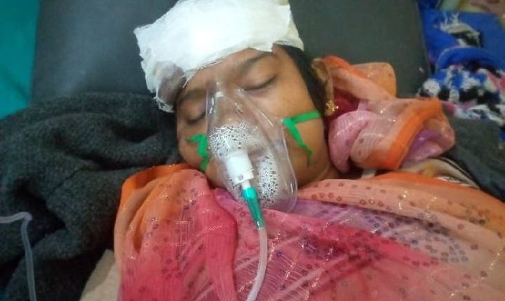 Husband dies in road accident, wife and son injured