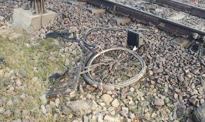 3 youths crossing railway track died after being hit by goods train