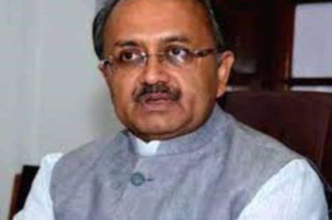 Yogi government's cabinet minister Siddharthnath Singh attacked during nomination