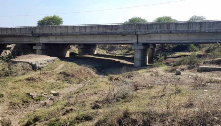 In the name of Barureva river rejuvenation, the leaders, officers committed fraud, spent six crores, the river also dried up