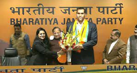 WWE wrestler The Great Khali aka Dilip Singh Rana turns BJP