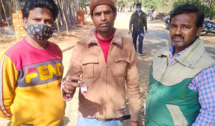 Husband hanging on the noose after a quarrel with his wife