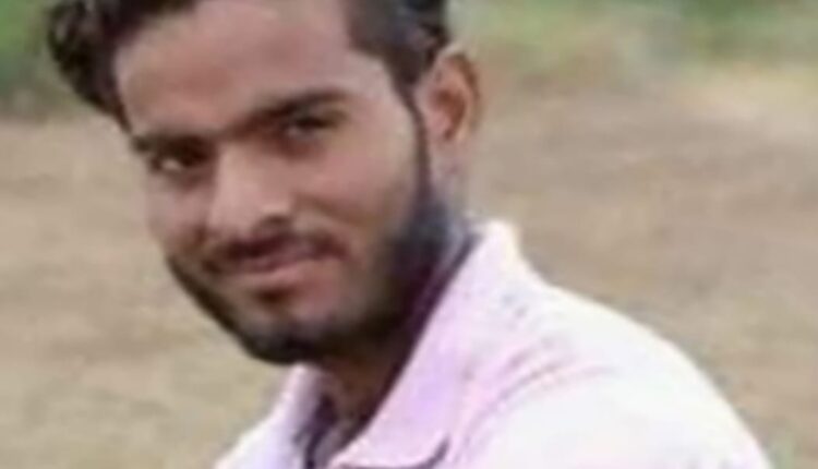 Due to domestic dispute, the young man drank insecticide, died during treatment