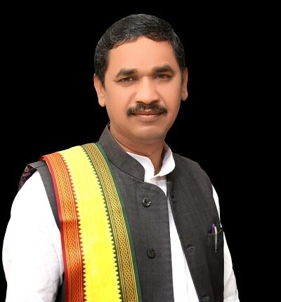 National Gondawa Party Party Shyam Singh Markam alerted the Railway Manager