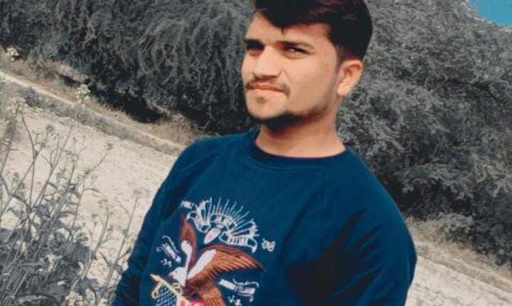 Youth killed due to love affair, police engaged in investigation