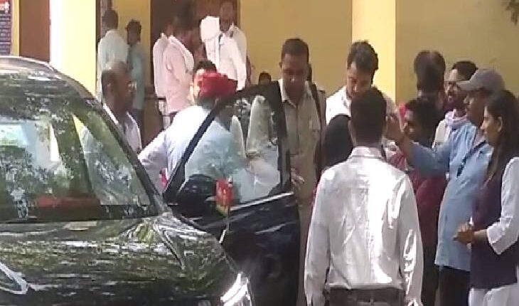 Rebel attitude of Azam Khan, refused to meet SP leaders who came to meet him in jail