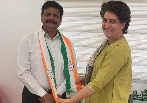 Brahmin face Nakul Dubey, who was a cabinet minister in BSP government, joined Congress