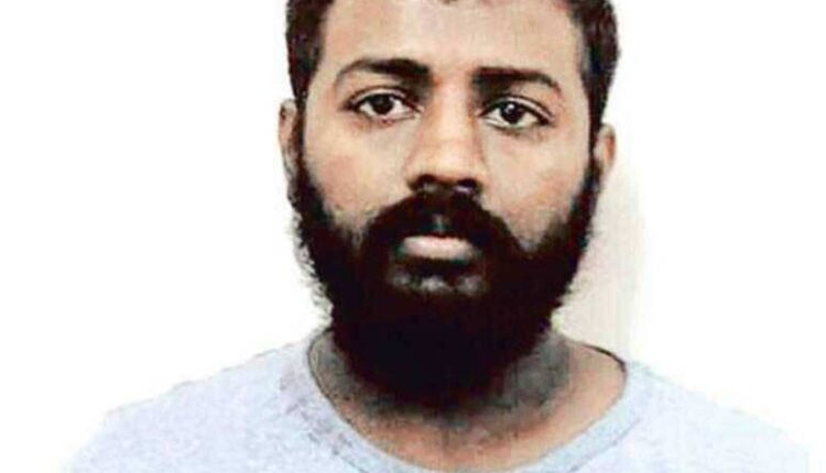 Husband sat on strike in jail to meet wife, read the whole matter