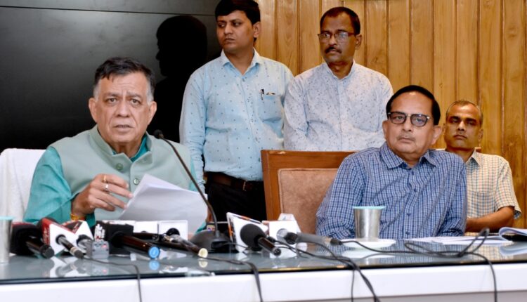 Speaker of the Legislative Assembly thanked the members of the House at the end of the first session of the Eighteenth Legislative Assembly