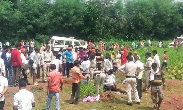 brutal murder of youth by pelting stones