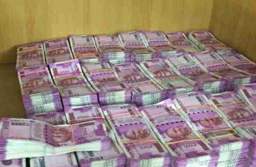 Fake notes worth about 26 crores recovered in Surat, Gujarat