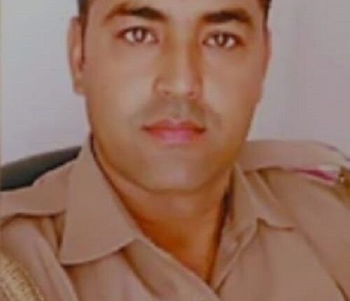 Meerut head constable sent notice against sacked inspector