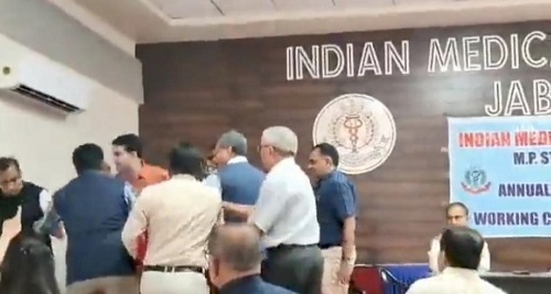 Scuffle broke out between doctors in IMA meeting