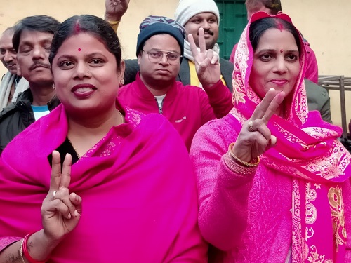 Amidst the cold of Kandke bonfires were lit at different places by Namp chief councilor and Namp administration