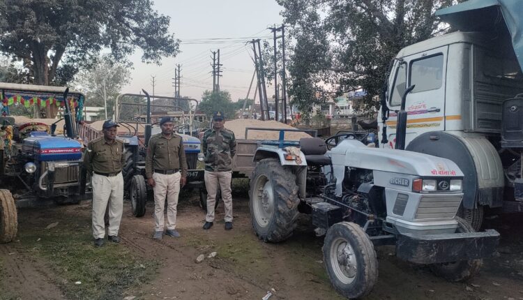 Three trucks loaded with sand of mining mafia seized