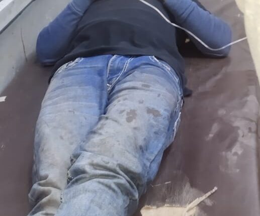 A young man got serious injuries in a fierce collision between a truck and a Scorpio