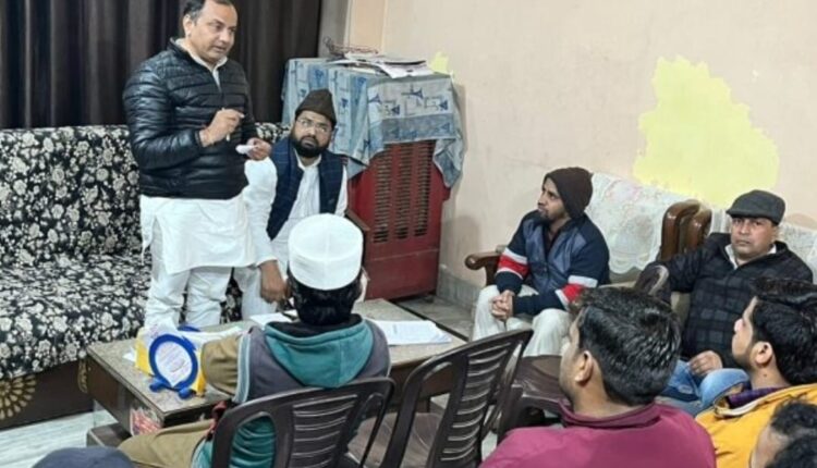 Samajwadi Party candidate Shiv Pratap Yadav contacted voters