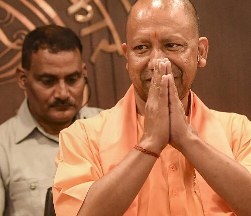 Yogi Adityanath reached Ghaziabad to pay tribute to his brother-in-law spent 40 minutes with the family