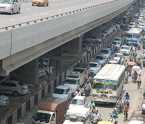 Three friends died on the spot after the car fell down from the flyover