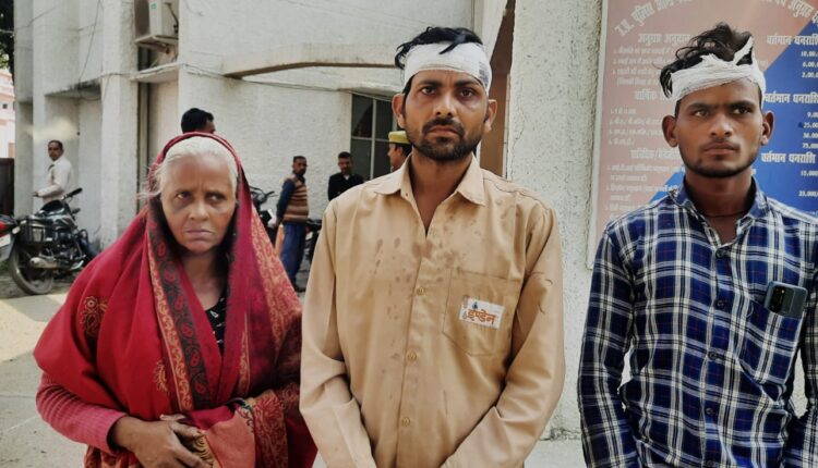 The miscreants beat and injured the young man and his brother for driving away the cow from the field