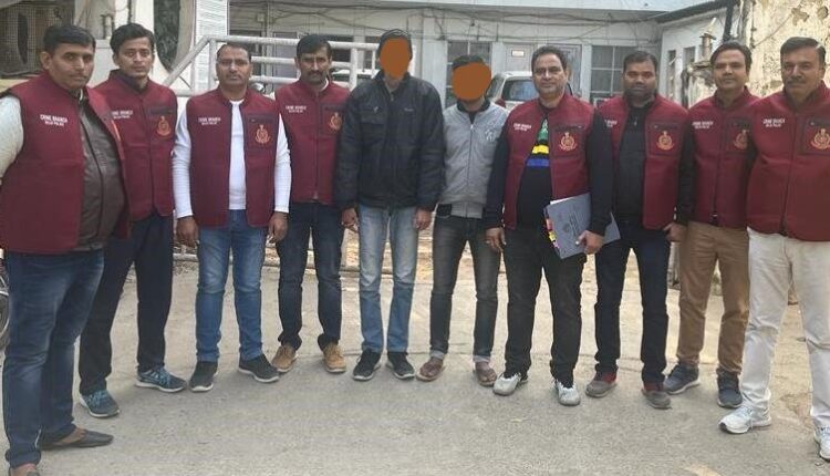 Delhi Police arrested five smugglers for smuggling tiger skin