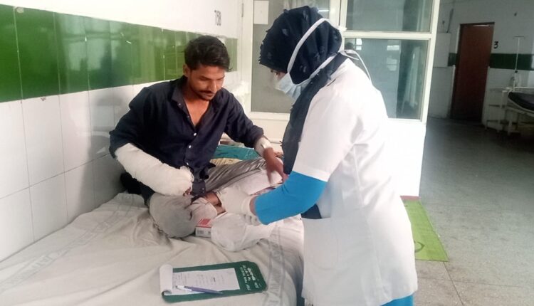 The parents of the wife thrashed the husband for not sending his wife to her maternal home.