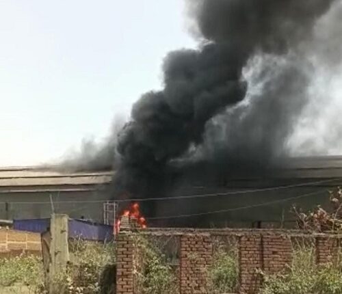 Four laborers scorched in a fierce fire in the steel factory the condition of one is critical