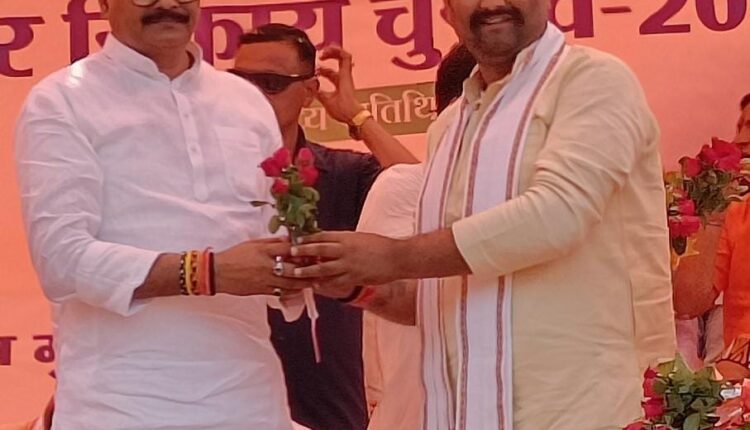 Deputy CM Brajesh said in Kushinagar, hooligans are not out, either go to jail