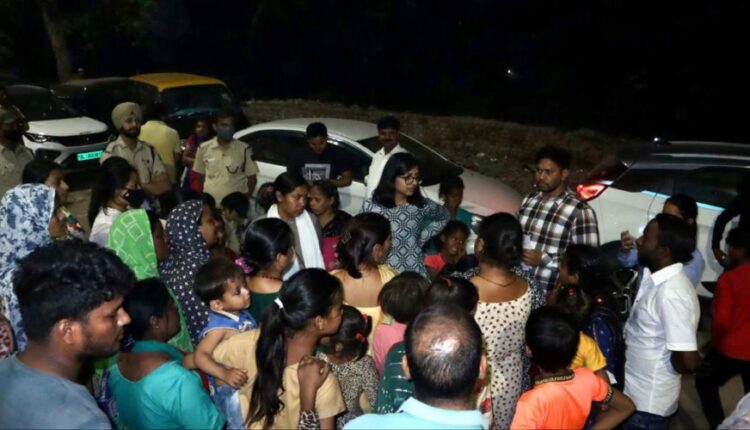 Swati Maliwal agitated after seeing the bad condition of public toilet, issued summons