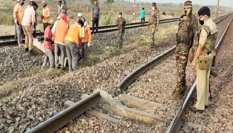 Tragic death of 32-year-old youth after being hit by a train while crossing the railway track