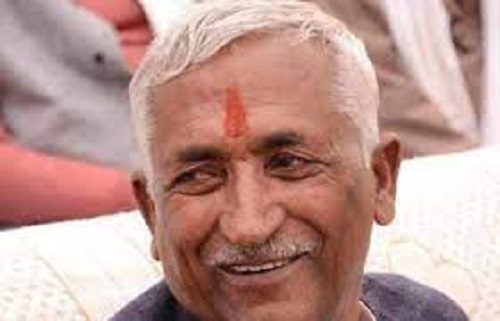 Car rider SP leader Mahavir Yadav died due to a fierce truck collision