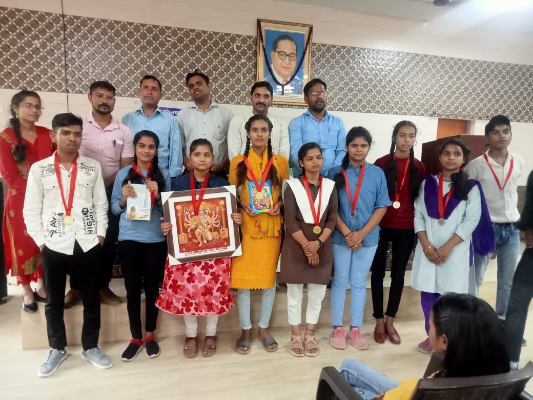 विजयी प्रतिभागी