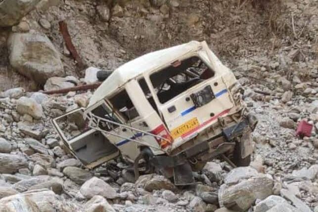 Bolero full of passengers met with an accident, 8 people died on the spot