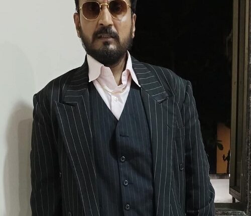 Comedian Tirthanand of Kapil Sharma TV show attempted self-immolation by coming live on Facebook