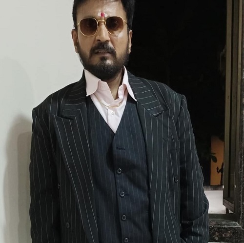 Comedian Tirthanand of Kapil Sharma TV show attempted self-immolation by coming live on Facebook