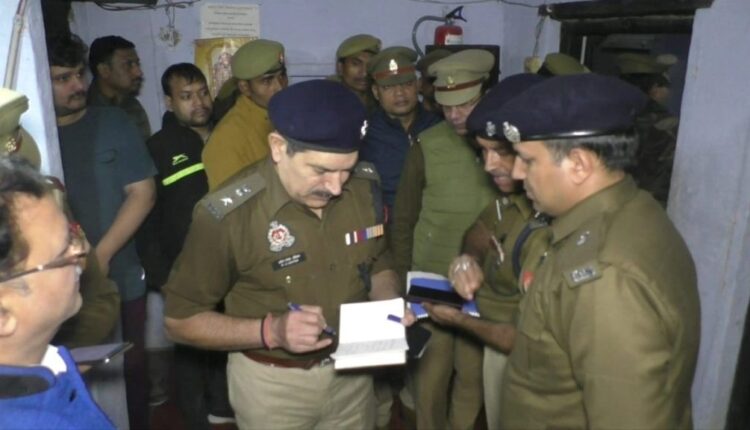 Four people of the same family in Andhra Pradesh committed suicide