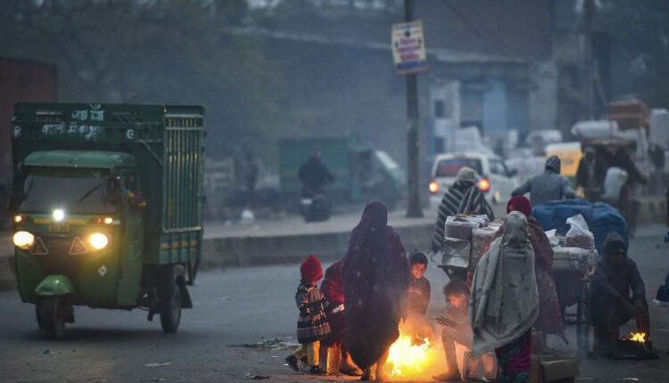 Minimum temperature in Delhi 6.2 degree Celsius, lowest this season