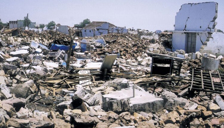 Gujarat recovered from adverse conditions after the earthquake and became a global investment hub: Officials