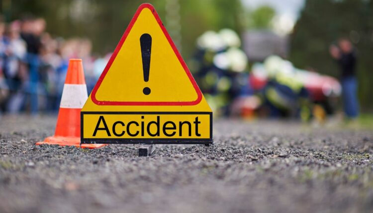 Four killed, three injured in collision between two vehicles in Telangana