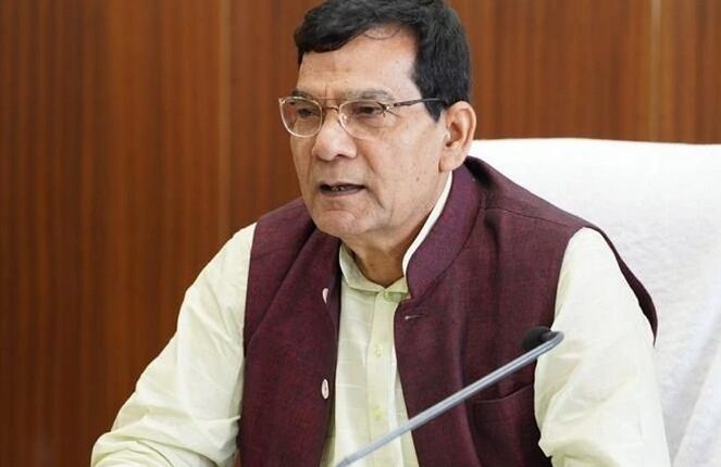 Shri A.K. Sharma expressed deep grief over the death in the unfortunate incident of Mau.