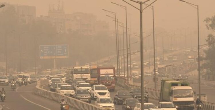Minimum temperature recorded at 8.5 degrees Celsius, air quality in 'very poor' category