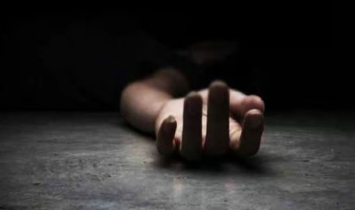 Dead body of a man found near the railway station in Palghar, suspicion of murder